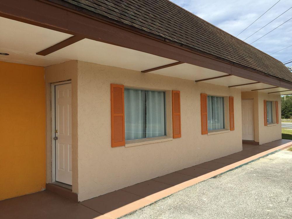 At Home Express Tangerine Inn DeLand Exterior photo