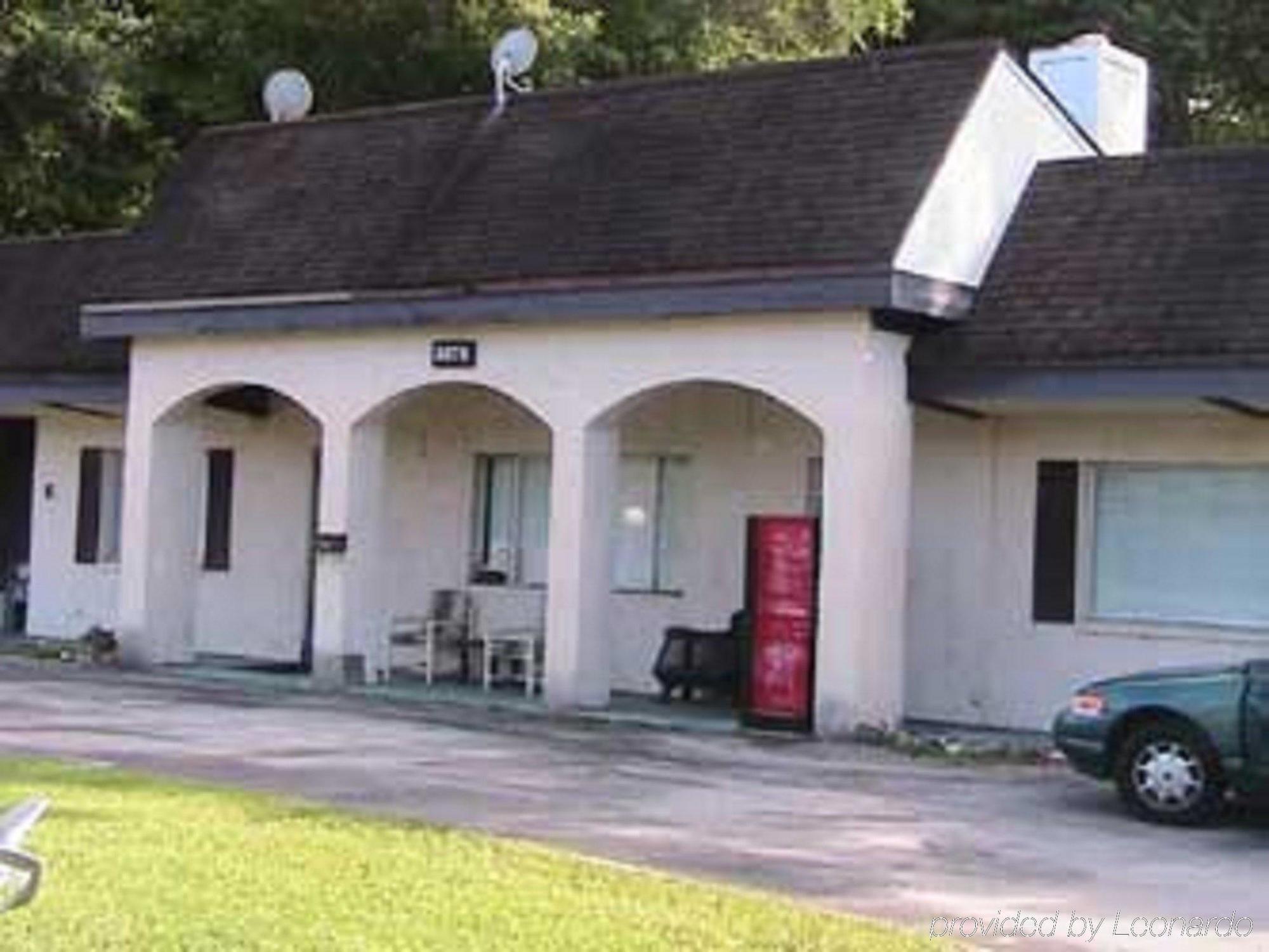 At Home Express Tangerine Inn DeLand Exterior photo