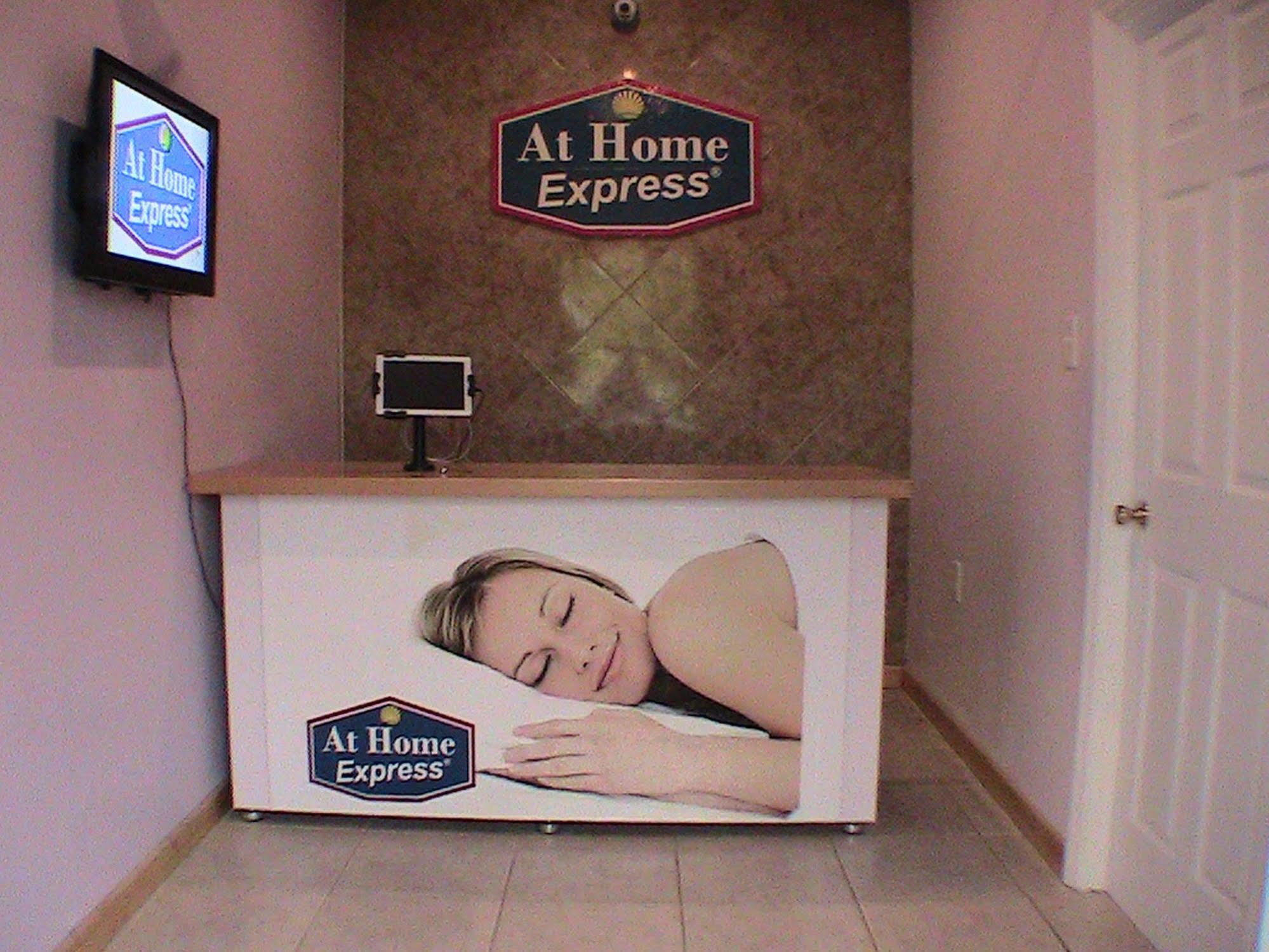 At Home Express Tangerine Inn DeLand Exterior photo